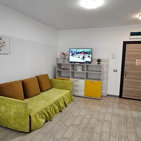 شقة Sea Breeze - Pool & Mamaia Nord Langa Plaja *