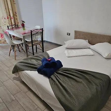 شقة Sea Breeze - Pool & Mamaia Nord Langa Plaja *