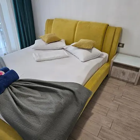 Sea Breeze - Pool & Mamaia Nord Langa Plaja شقة Năvodari