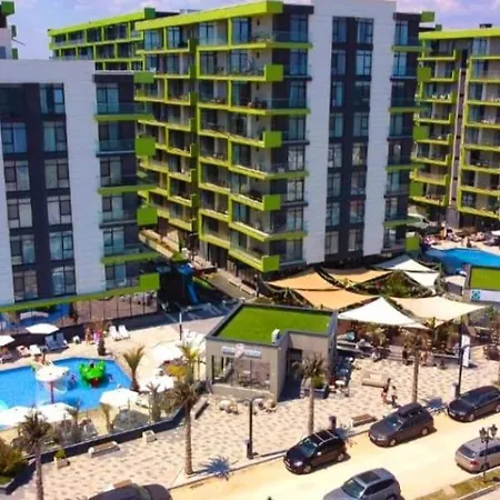 شقة Sea Breeze - Pool & Mamaia Nord Langa Plaja *