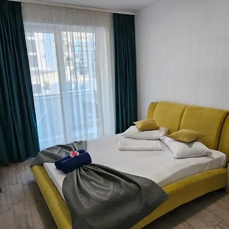 شقة Sea Breeze - Pool & Mamaia Nord Langa Plaja Năvodari
