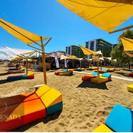 Sea Breeze - Pool & Mamaia Nord Langa Plaja