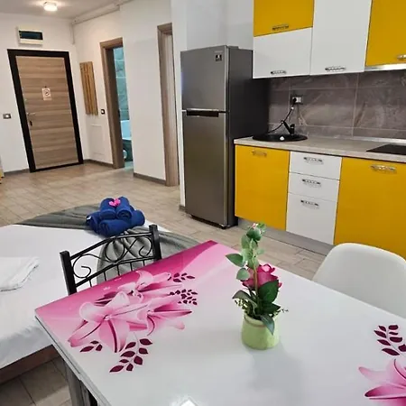 Apartment Sea Breeze - Pool & Mamaia Nord Langa Plaja *