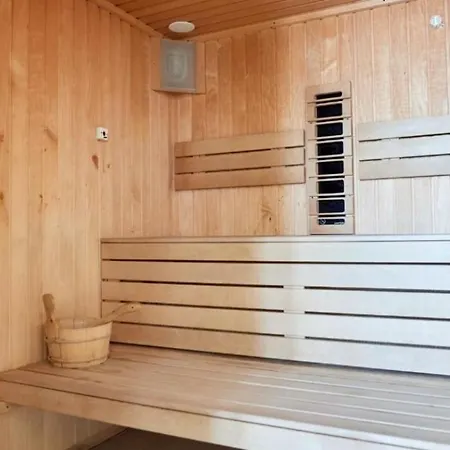 Sea Breeze - Pool & Mamaia Nord Langa Plaja Apartment